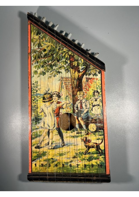 Citra - medinis, styginis muzikos instrumentas, vaikiškas, antikvarinis. 1900-1920 m. Kaina 73