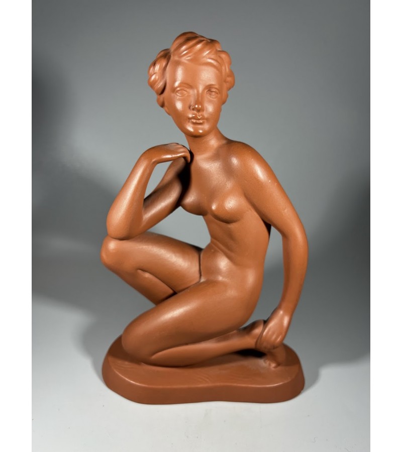 Statulėlė Nuoga moteris, terakota. Austria, Fink Gmundner Ceramics. 1950 - 1960 m. Kaina 93