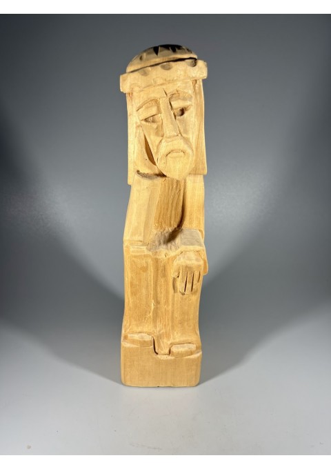 Rūpintojėlis medinis, drožinėtas. Aukštis 26 cm. Kaina 48