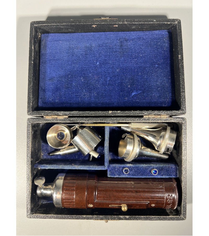 Otoskopas ZEILER OTOSKOP, medicininis, antikvarinis, vokiškas, II PL laikų, su dėklu. Kaina 87