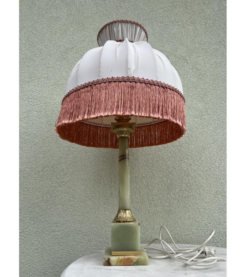 Šviestuvas stalinis, naktinis su oniksu puoštas bronza. Kaina 93 Šviestuvas stalinis, naktinis su oniksu puoštas bronza. Kaina 93