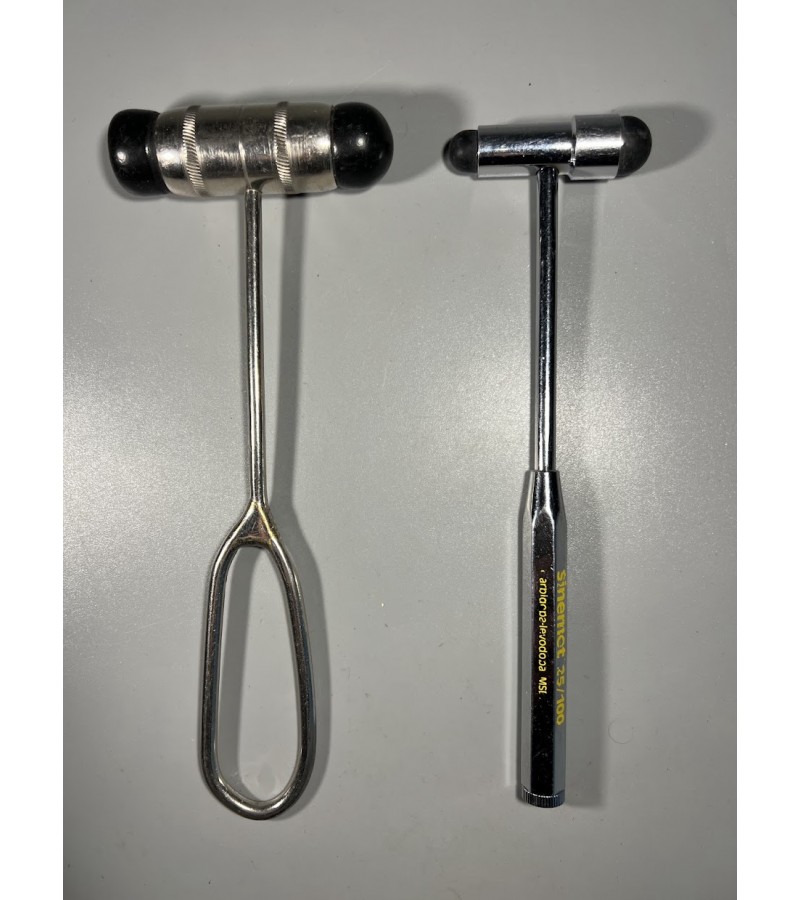 Neurologo, regleksinis, neuroliginis plaktukas medicininis, vintažinis, originalus. 2 vnt. Kaina po 28 Neurologo, regleksinis, neuroliginis plaktukas medicininis, vintažinis, originalus. 2 vnt. Kaina po 28