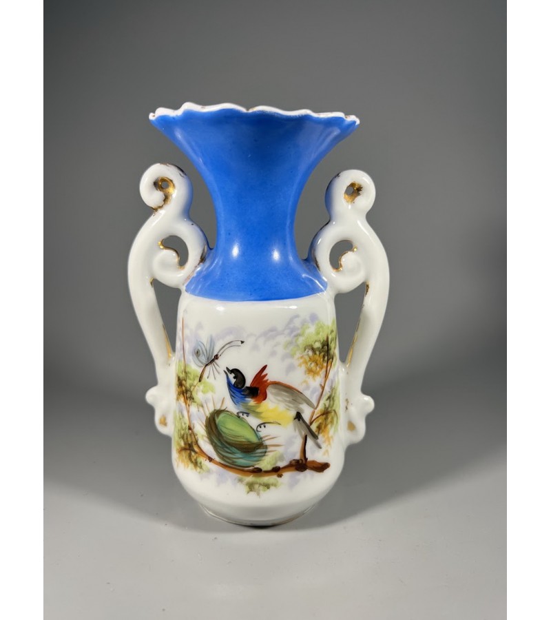 Vazelė, vaza porcelianinė, tapyta, antikvarinė. Kaina 13