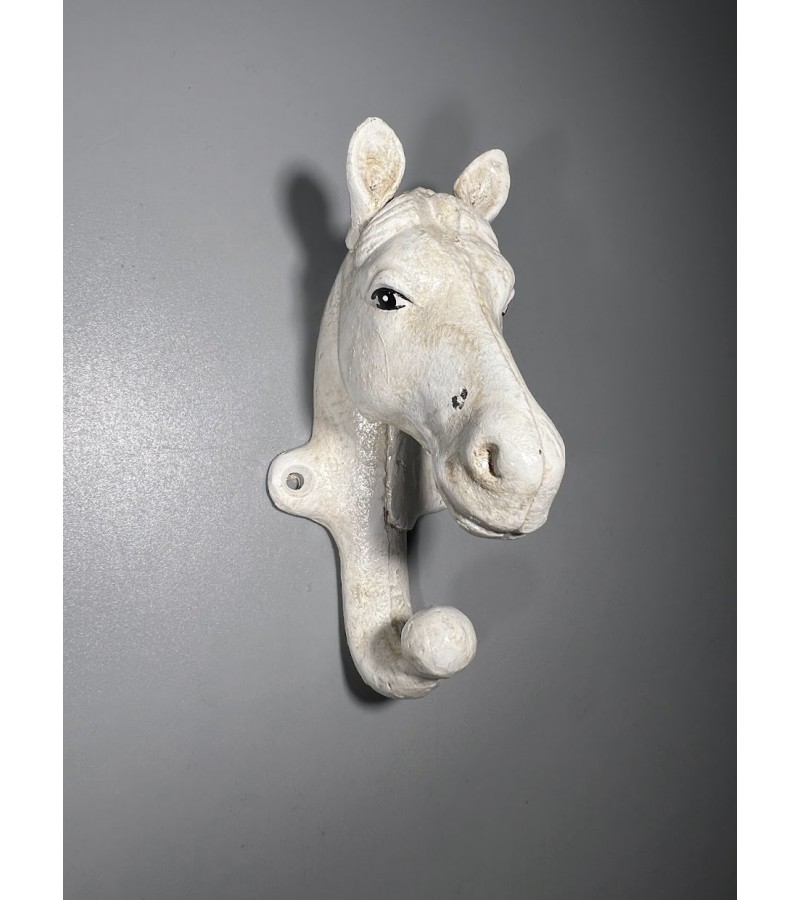 Kabykla arklys, žirgas, ketaus, špižinė. Kaina 28