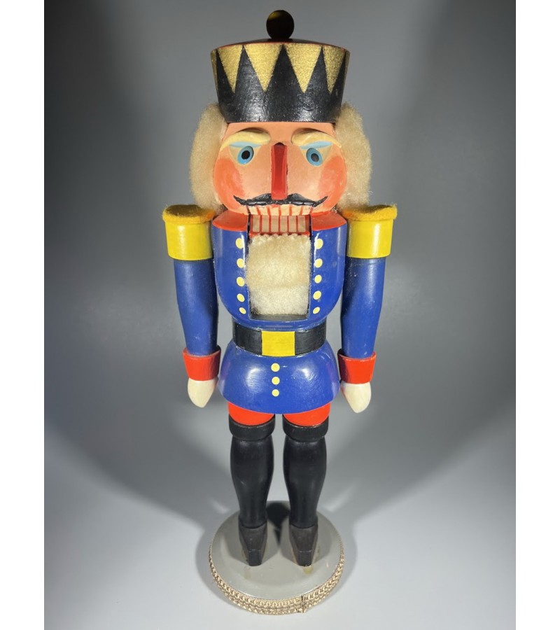 Spragtukas, Nutcracer - riešutų gliaudyklė, Kalėdinis atributas, medinis, vintažinis, Pagaminta Rytų Vokietijoje (DDR). Kaina 66