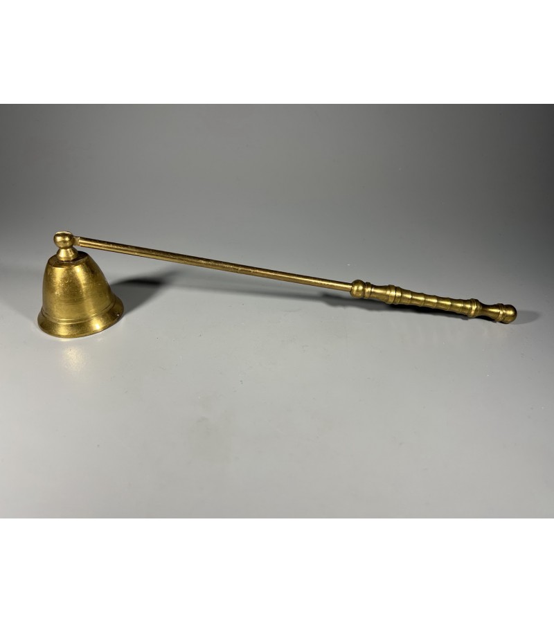 Žvakėms gesinti, žalvarinis, dailus, vintažinio stiliaus. Kaina 27