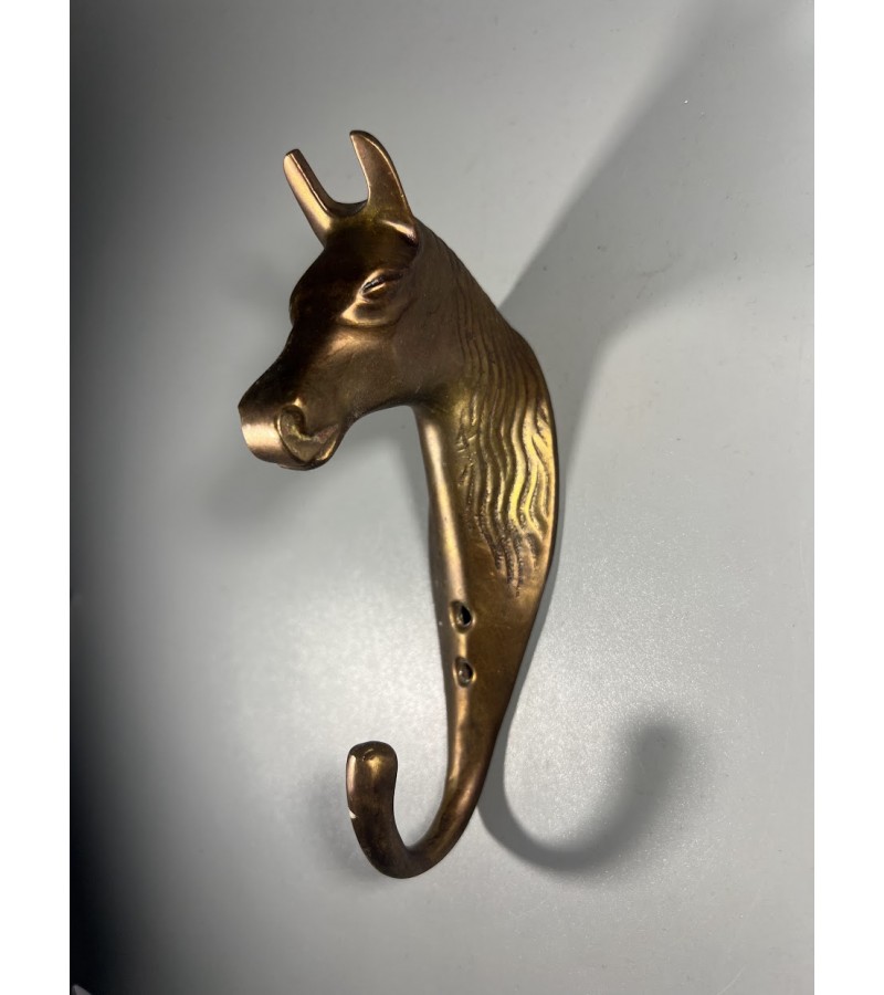 Kabykla, kabyklos bronzos, bronzinės, žalvarinės arkliuko, žirgo galvos. 5 vnt. Kaina po 32