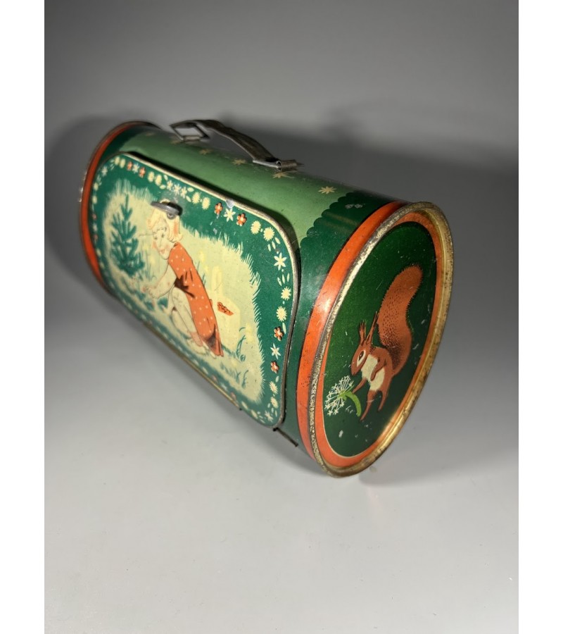 Rankinukas, skardinė dėžutė saldainiams vaikiška, skardinis žaislas sovietinis, tarybinių laikų. Gamintojas Norma Tallin, 1959 m. Kaina 56