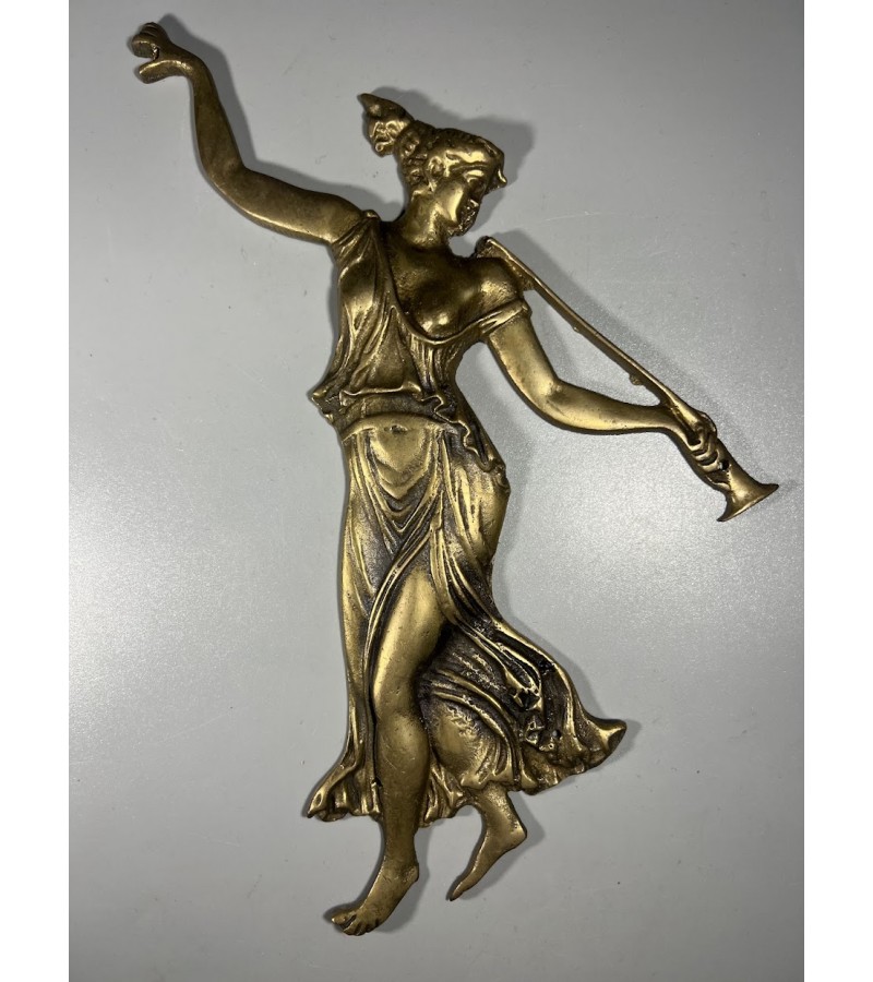 Bareljefas žalvarinis graikų mūza, džiaugsmo deivė. Kaina 43 Bareljefas žalvarinis graikų mūza, džiaugsmo deivė. Kaina 43