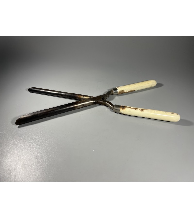 Plaukų garbanojimo, sukimo žnyplės antikvarinės. Kaina 23 Plaukų garbanojimo, sukimo žnyplės antikvarinės. Kaina 23