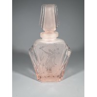  Buteliukas kvepalams Art Deco stiliaus, rožinio matinio stiklo, vėduoklės formos su moters atvaizdu. Kaina 38