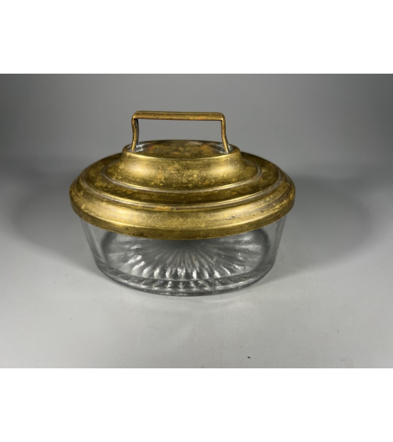 Dėžutė stiklinė metaliniu dangčiu antikvarinė, Art Deco stiliaus. Kaina 23