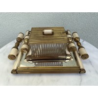 Komplektas: padėklai veidrodiniai su dėžute, Art Deco stiliaus, antikvariniai. 1940-1950 m. Kaina 68 už viską.