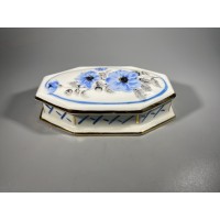 Skrynelė, dėžutė porcelianinė, tapyta, aštuoniakampė, antikvarinė, prancūziška, LIMOGES FRANCE UNIQUE. 1929 m. Kaina 38