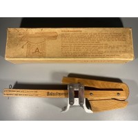 Vakavimo prietaisas vintažinis originalioje dėžutėje. Kaina 28