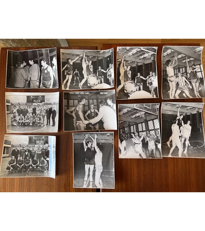 Nuotraukos krepšininkų didelio formato 1976 „Sporto“ laikraščio taurės varžybos. Kaina 8 už visas.