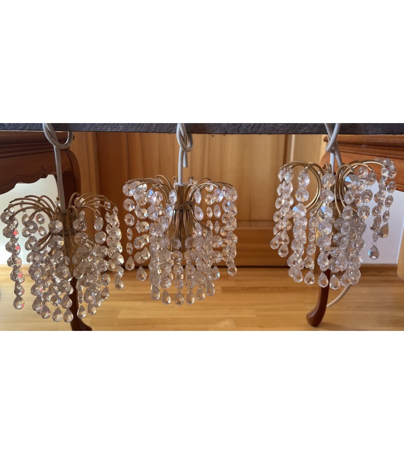 Šviestuvas krištolinis, skandinaviškas, pakabinamas, nedidelis. 3 vnt. Kaina po 23