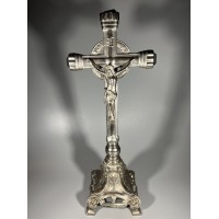 Nukryžiuotasis, kryžius pastatomas, antikvarinis. Kaina 72