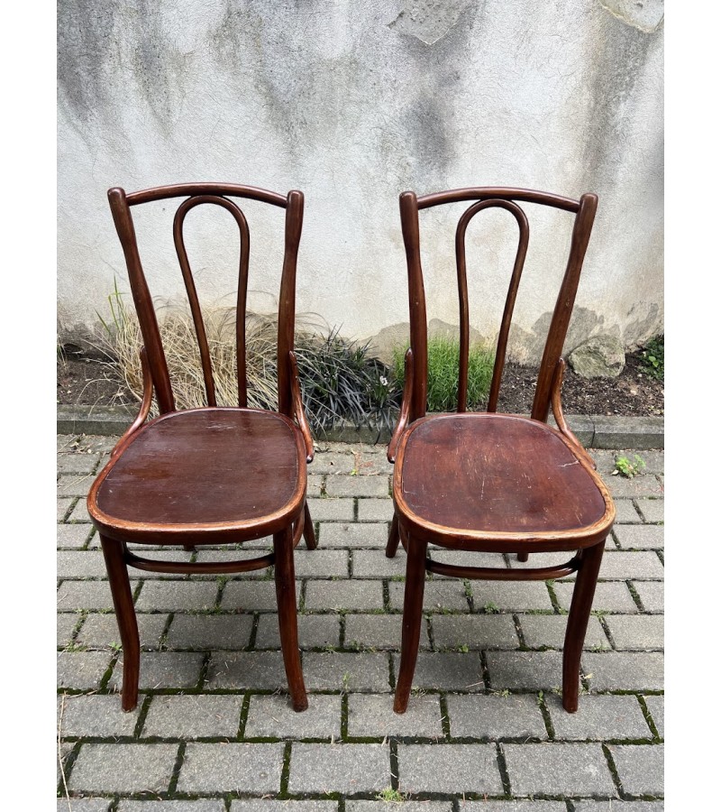 Kėdė Thonet, antikvarinė, lietuviška, tarpukario laikų, tvirta. 2 vnt. Kaina 53 ir 43