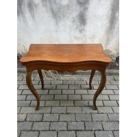 Stalas konsolė, riešutmedžio, žaidimų, lošimų staliukas atlenkiamas, antikvarinis, tvirtas. Kaina 158