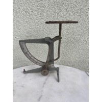 Svarstyklės pašto, graminės, antikvarinės. Tinkamos naudojimui. Kaina 23