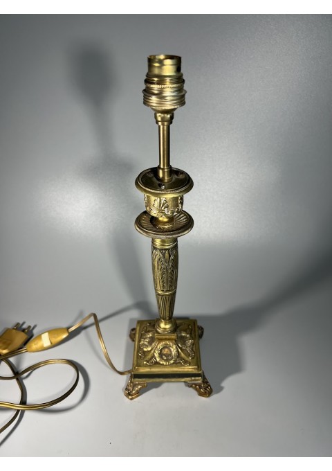 Žvakidė, šviestuvas antikvarinė, Art Nouveau stiliaus, prancūziška. T. MARIONNET BRONZES PARIS FRANCE. Kaina 128