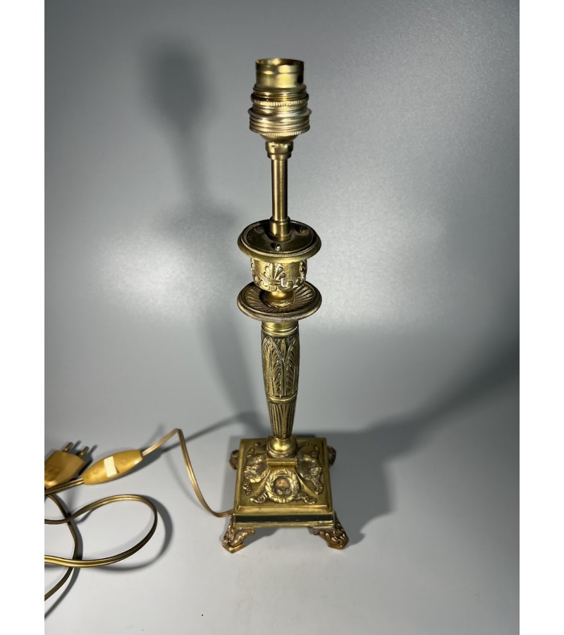 Žvakidė, šviestuvas antikvarinė, Art Nouveau stiliaus, prancūziška. T. MARIONNET BRONZES PARIS FRANCE. Kaina 128