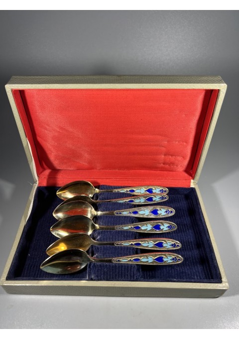 Šaukšteliai sidabriniai puošti ornamentika su emale, 875 prabos, 6 vnt. 1960-1970 m. Kaina 213