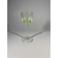 Taurelė, taurė urano stiklo, ant kojelės, Art Deco stiliaus, antikvarinė, prancūziška. Talpa 40 ml. Kaina 18