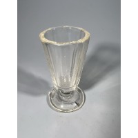 Taurelė, stikliukas, lafitnik, antikvarinis. Talpa 20 ml. Kaina 28