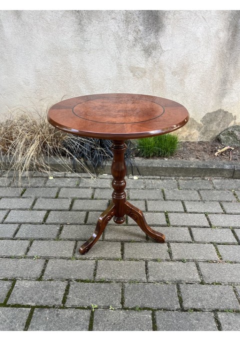 Stalas, kavos staliukas, stovelis apvalus, tvirtas, medinis, raudonmedžio, Mahogany, medienos. Kaina 83