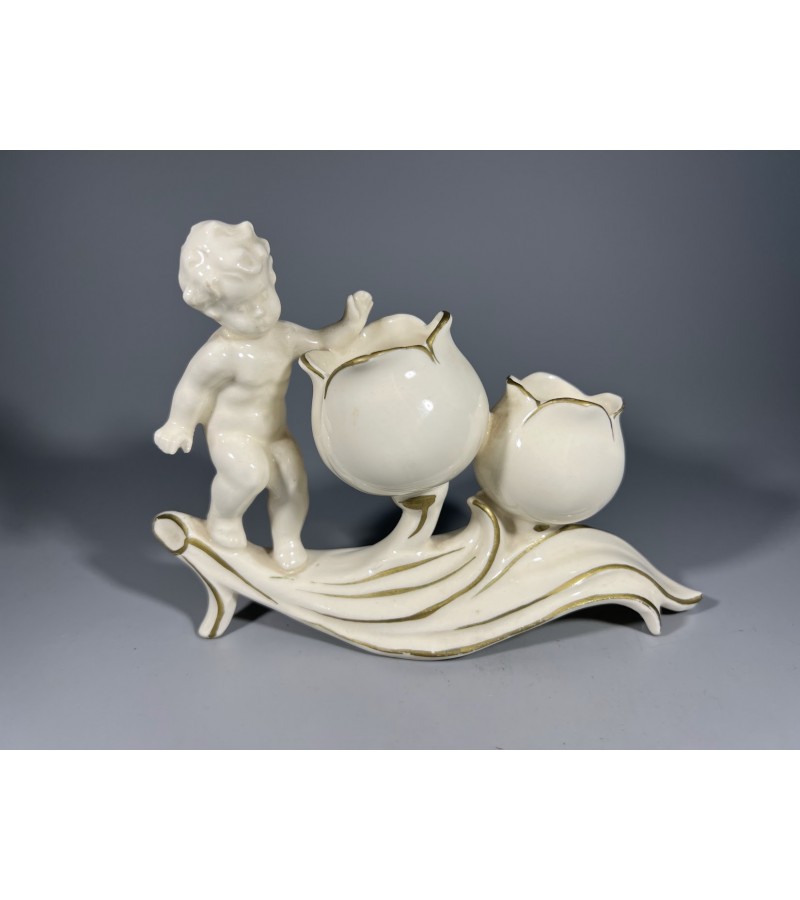 Žvakidė, vazelė porcelianinė figūrinė angeliukas Putto Putti Amor. Kaina 18