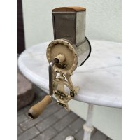 Tarka antikvarinė ketaus, špižinė. 2 vnt. Kaina po 26