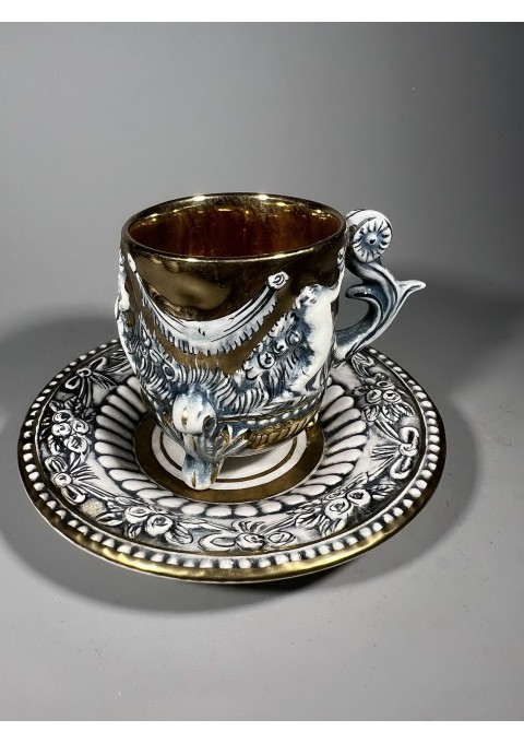 Puodelis su lėkštute antikvarinis R. Capodimonte Demitasse. Italija. Kaina 28