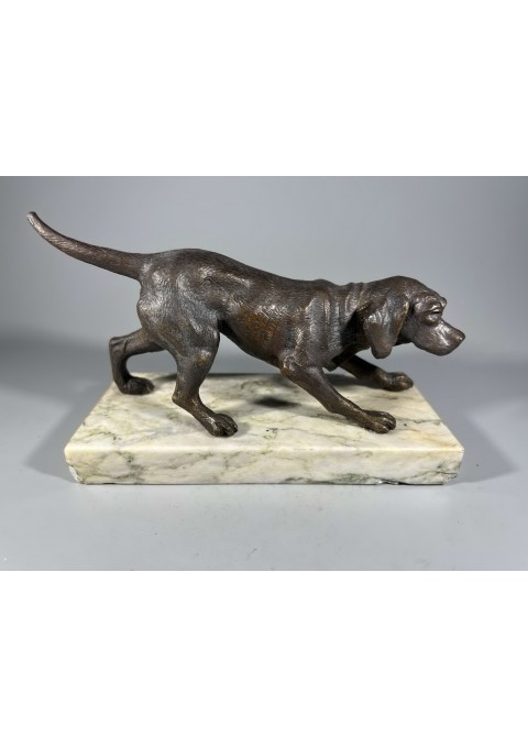 Statulėlė Medžiojantis šuo, antikvarinė, metalinė, marmurinis pagrindas. Hunting Dog Figurine by Paul Jenkins. Svoris 1 kg. Kaina 53