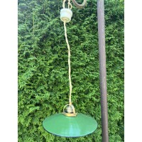 Lempa, šviestuvas emaliuotu skardiniu gaubtu, antikvarinis. Kaina 96