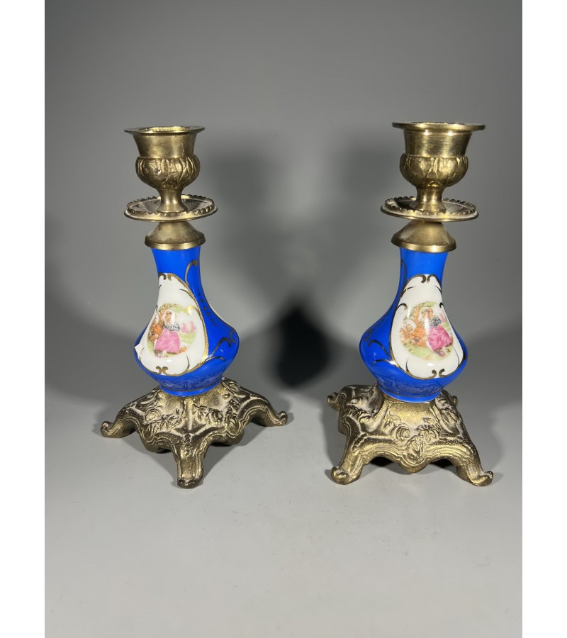 Žvakidė antikvarinio stiliaus, žalvaris, porcelianas. 2 vnt. Kaina po 28