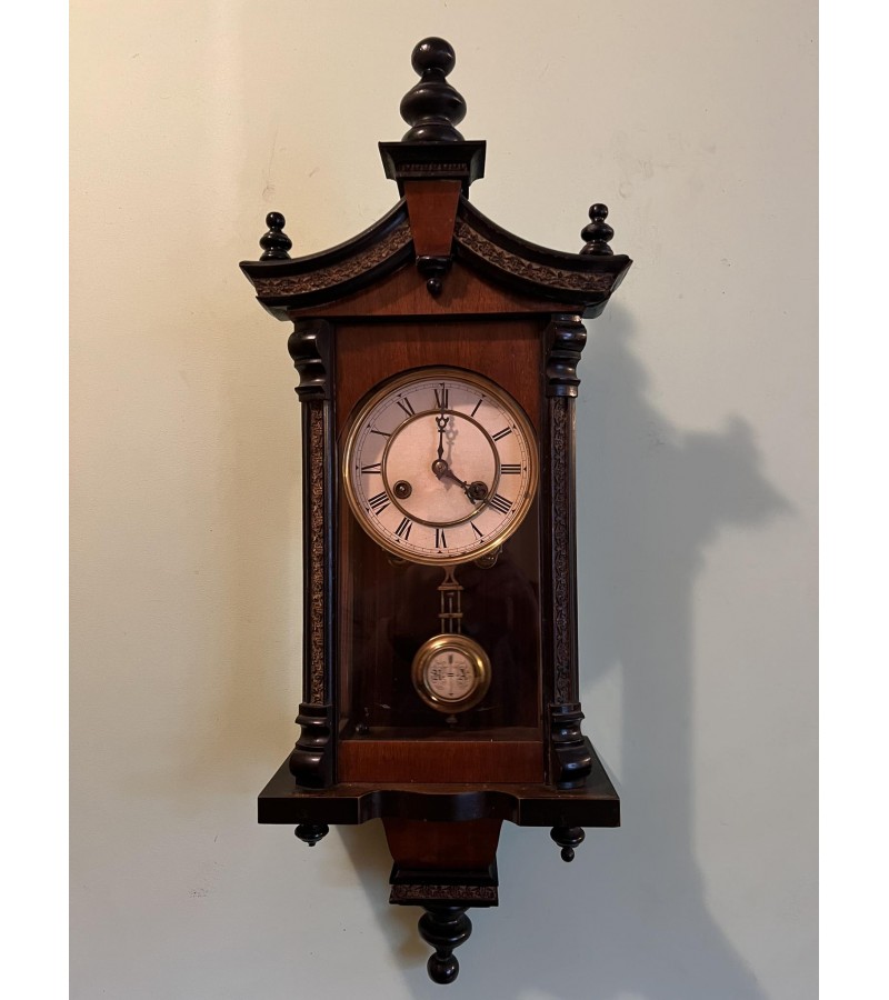 Laikrodis antikvarinis, sieninis Junghans, nedidelis. Veikiantis. 1901 m. Kaina 128