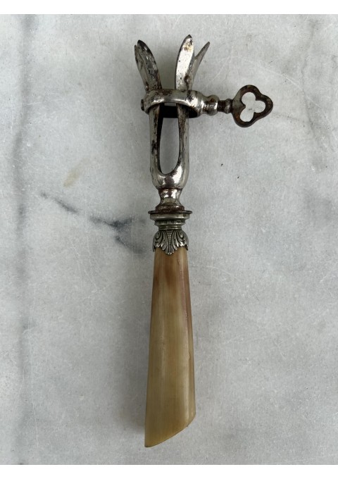 Stalo įrankis, kaulų laikiklis antikvarinis, kauline rankena. Prancūzija. Kaina 38