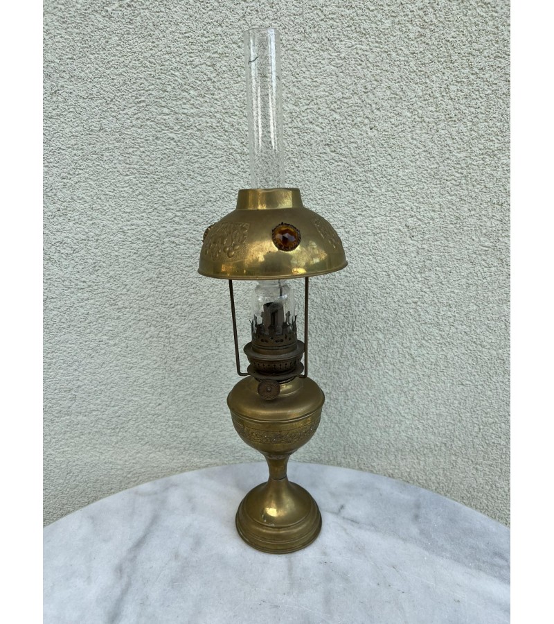 Žibalinė lempa Paryžietė antikvarinė. Prancūzija. Kaina 48