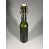 Butelis J. B. Volfas-Engelman žalio stiklo, antikvarinis, lietuviškas, tarpukario laikų. 3/8 Ltr. Kaina 33