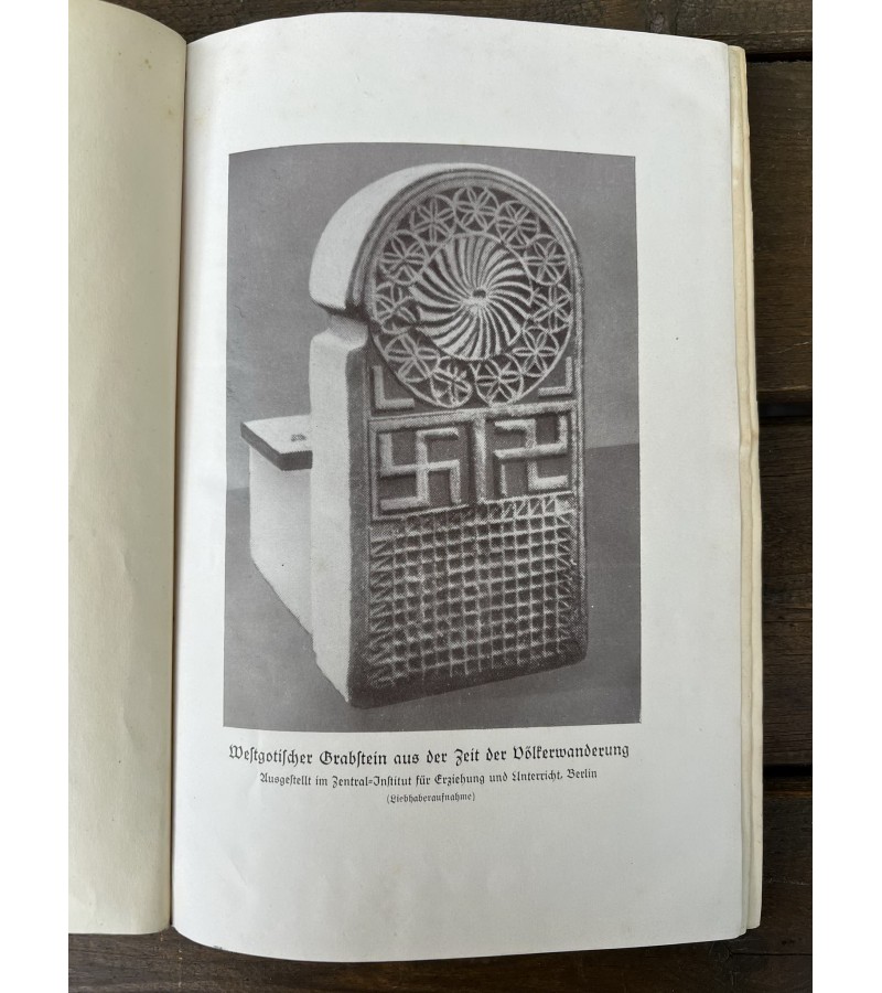 Knyga Deutschland muss leben. Vokietija turi gyventi! - Nacionalinių eilėraščių rinkinys Trečiojo Reicho mokyklai. 1936 m. Kaina 73