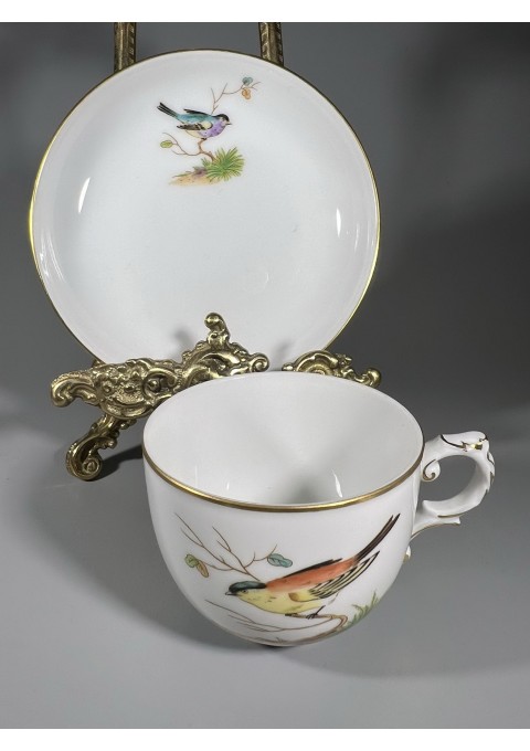 Puodelis su lėkštute porcelianiniai puošti tapytais paukščiais, espresso. Furstenberg, Germany, Handmalerei. Talpa 90 ml. Kaina 23