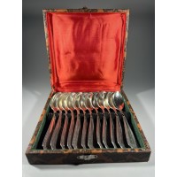 Šauksteliai sidabriniai 875 prabos, 12 vnt. Visų svoris 368 g. 1927-1954 m. Kaina 558