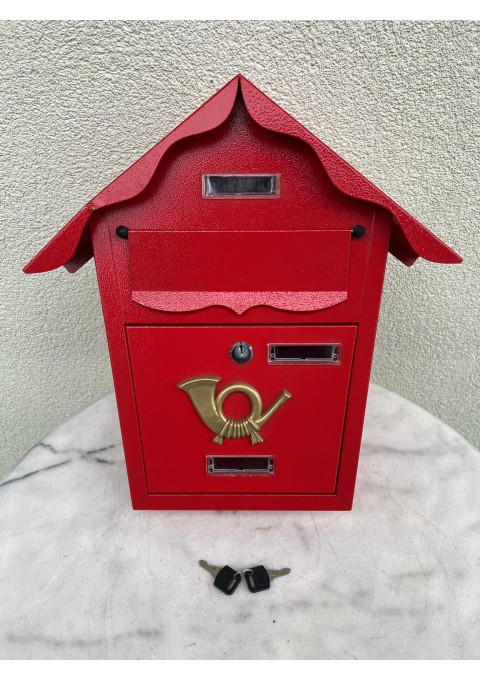 Pašto dėžė, dėžutė skardinė, raudonos spalvos, vokiška. 2 rakteliai. Kaina 43