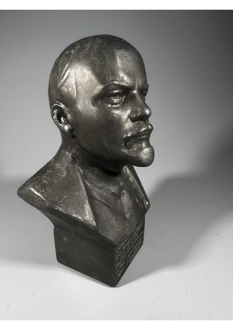 Biustas Lenino metalinis, sovietinis, tarybinių laikų. Autorius Sk. Gevorkian. Каре́н Сарки́сович Геворкя́н. Aukštis 14 cm. Kaina 53