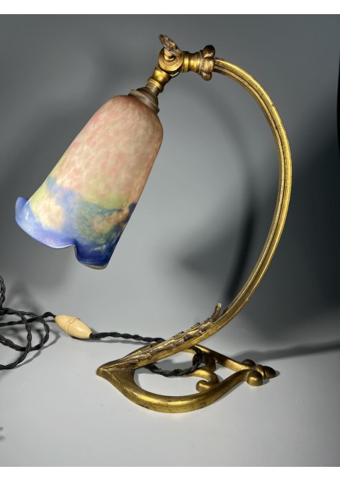 Stalinis šviestuvas, stalinė lempa antikvarinė naktinė, Art Nouveau stiliaus bronzinė, MULLER FRES LUNEVILLE, Prancūzija. Kaina 428