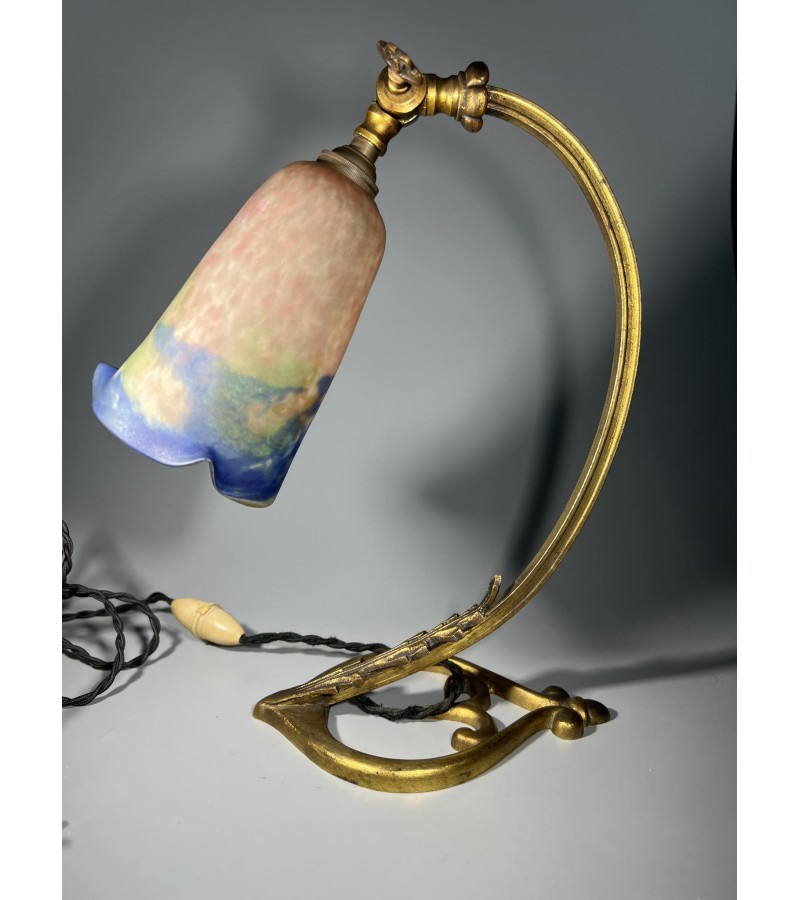 Stalinis šviestuvas, stalinė lempa antikvarinė naktinė, Art Nouveau stiliaus bronzinė, MULLER FRES LUNEVILLE, Prancūzija. Kaina 428
