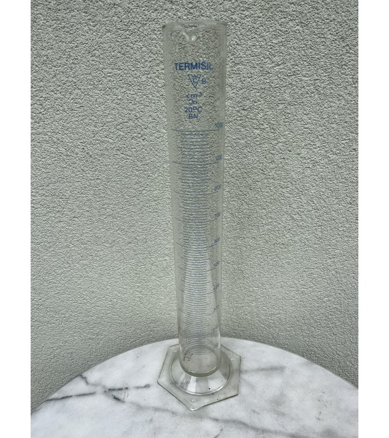 Menzura stiklinė, 1000 ml. (1 l.) talpos. 2 vnt. Kaina po 43