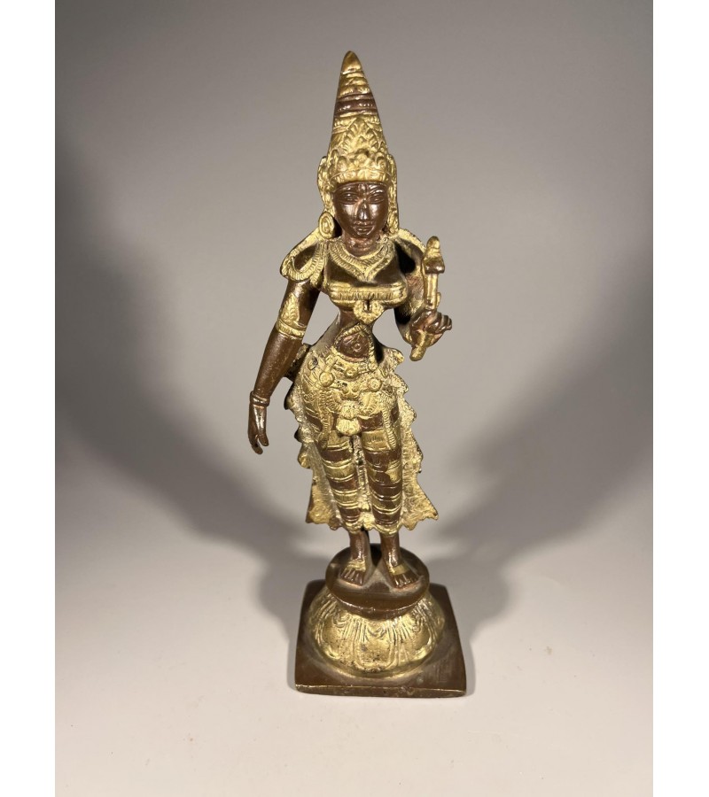 Statulėlė, figūrėlė bronzinė indiška, deivė Devi Parvati (Goddess Uma). Svoris 1 kg. Kaina 63